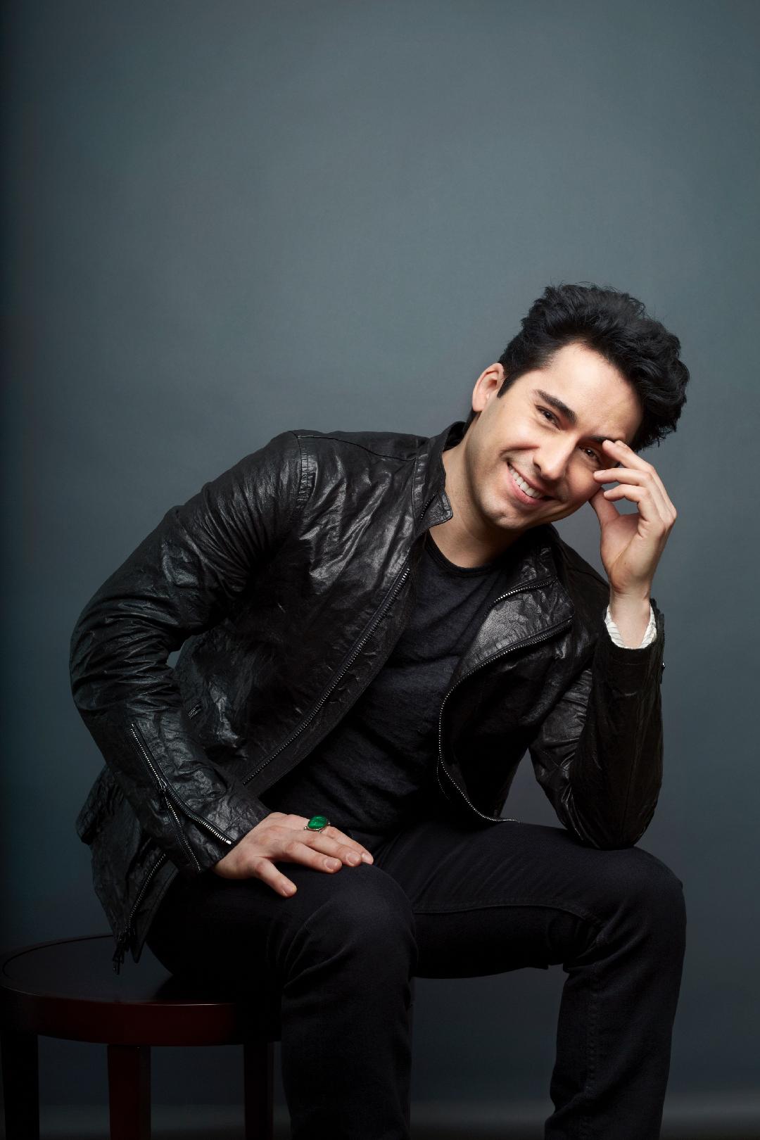 The Seventh Annual Tony Award-Winner Benefit Concert at the Maltz Jupiter Theatre on November 16, 2019 at 8 pm. features Broadway's Jersey Boy, John Lloyd Young performing classic hits from the ‘50s and ‘60s in rock'n, doo-wop and R & B standards. 
