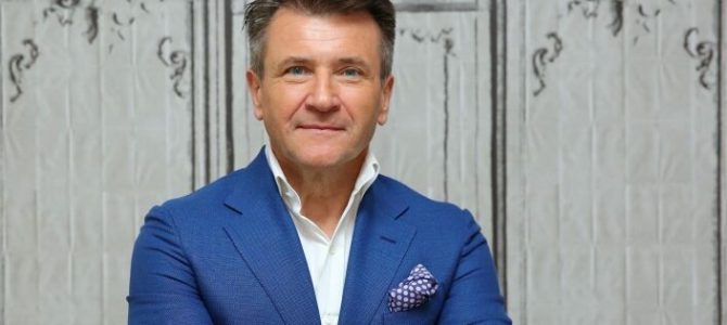 Robert Herjavec’s Tips for Selling Anything to Anyone